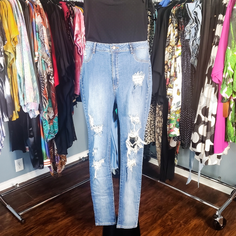 Must Be Love Jeans